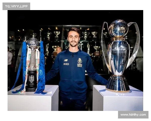 帕尔马有意引进法比奥维埃拉 主帅奎斯塔对其表现了浓厚兴趣